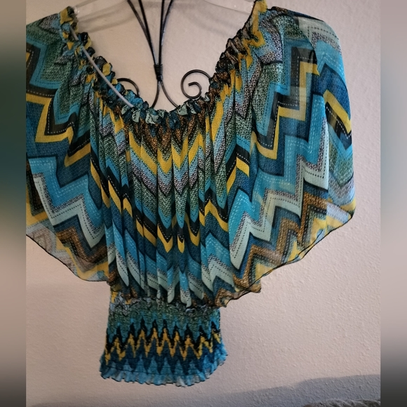 Romantic SINI Tops - Blue/Multi color Wide sleeve Top Size Large